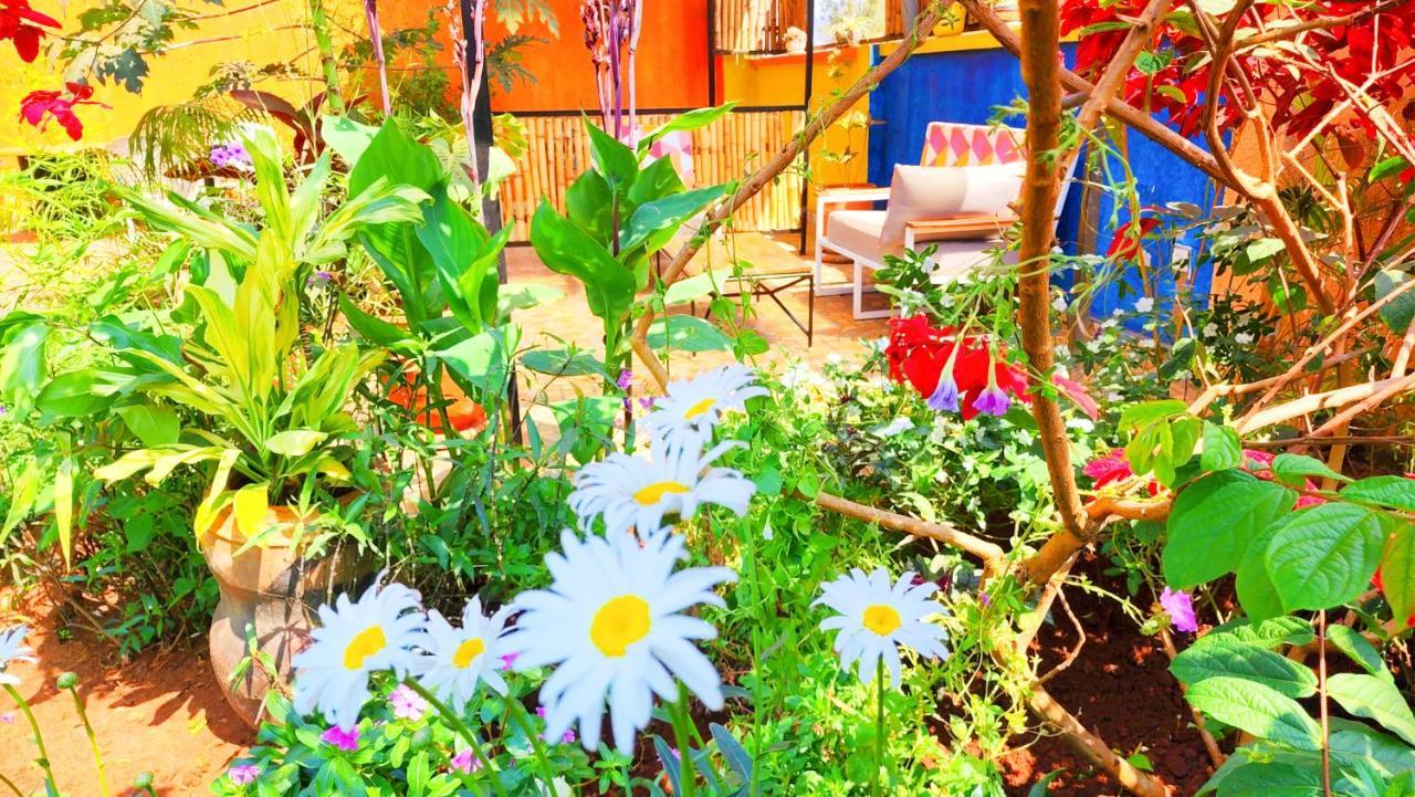 Yambi Guesthouse Кигали Екстериор снимка