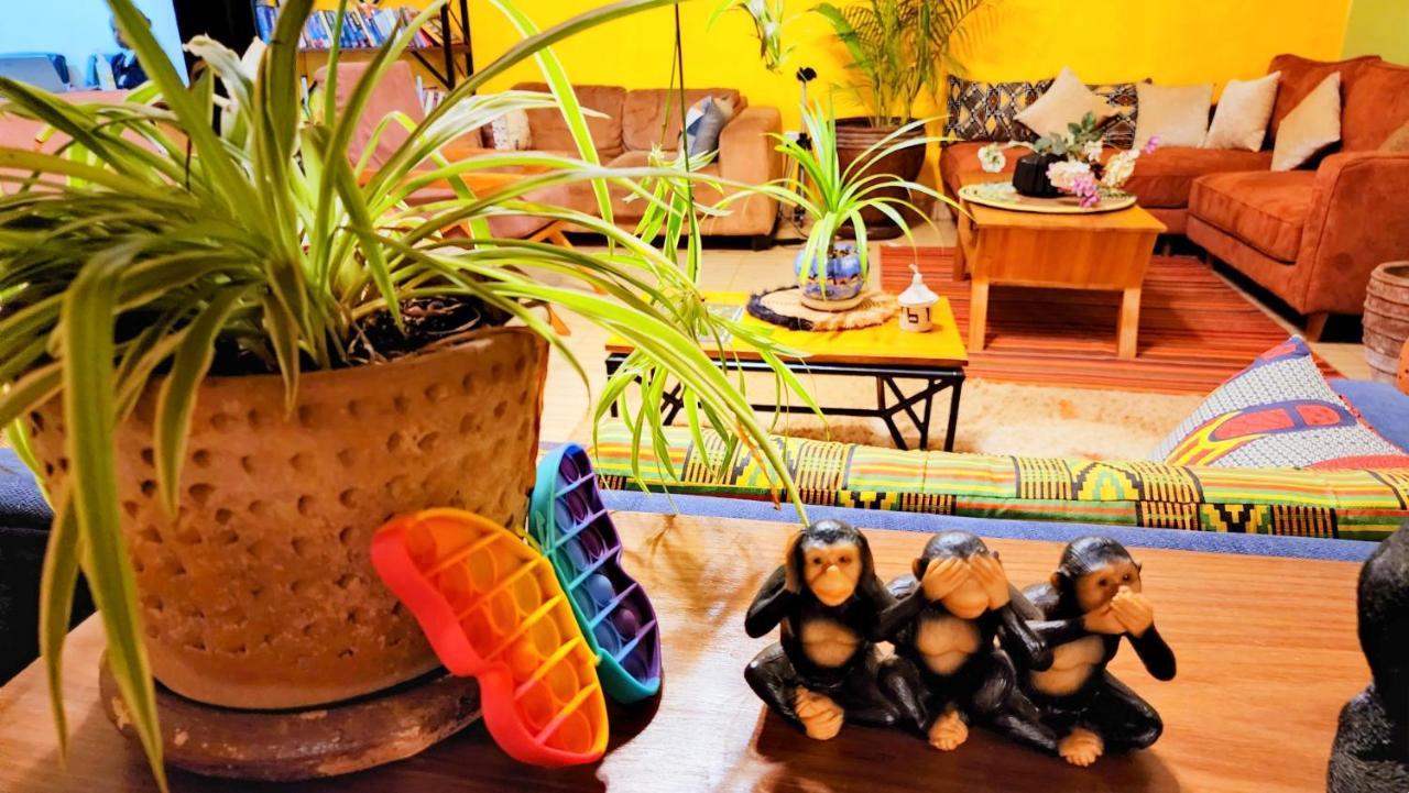 Yambi Guesthouse Кигали Екстериор снимка
