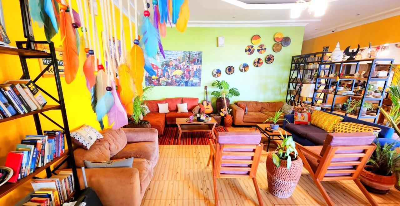 Yambi Guesthouse Кигали Екстериор снимка