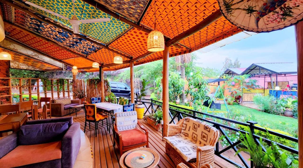 Yambi Guesthouse Кигали Екстериор снимка